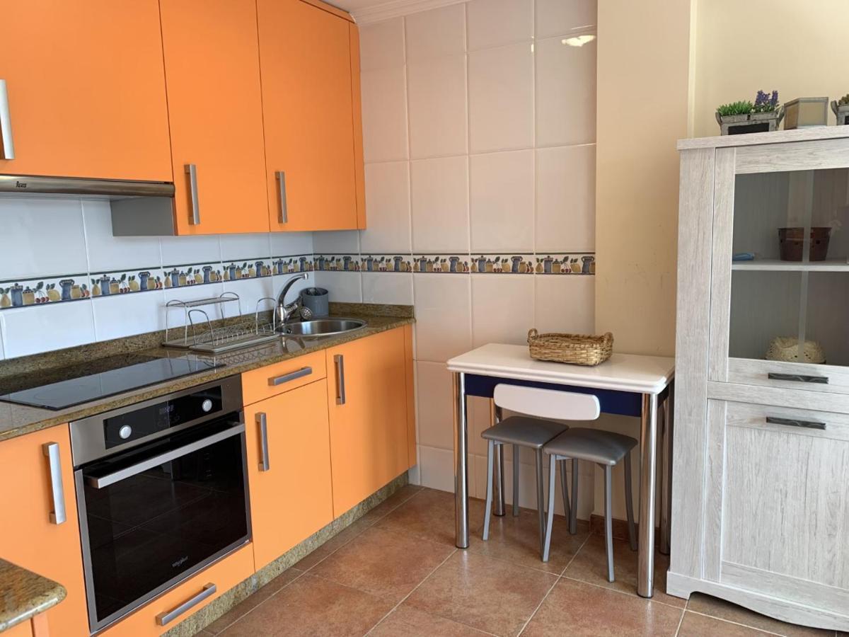 Moderno Piso Con La Mejor Terraza De Ribadeo Y Vistas Maravillosas Bagian luar foto